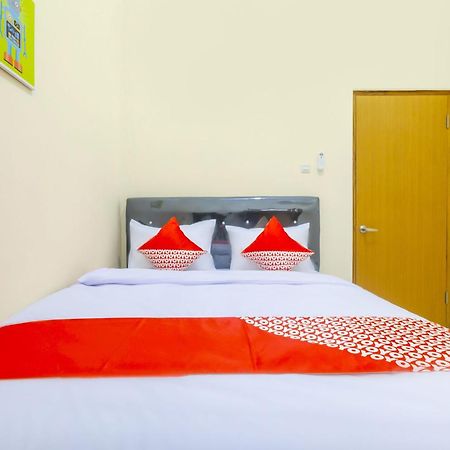 Hotel O Syariah Tasikmalaya Near Universitas Siliwangi Formerly Siliwangi Guest House Dış mekan fotoğraf